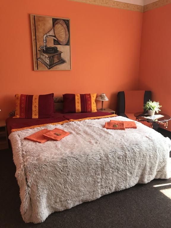 Hotel Bohemia Jičín Extérieur photo