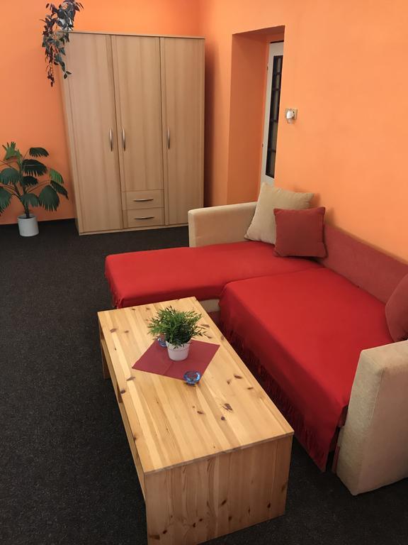 Hotel Bohemia Jičín Extérieur photo
