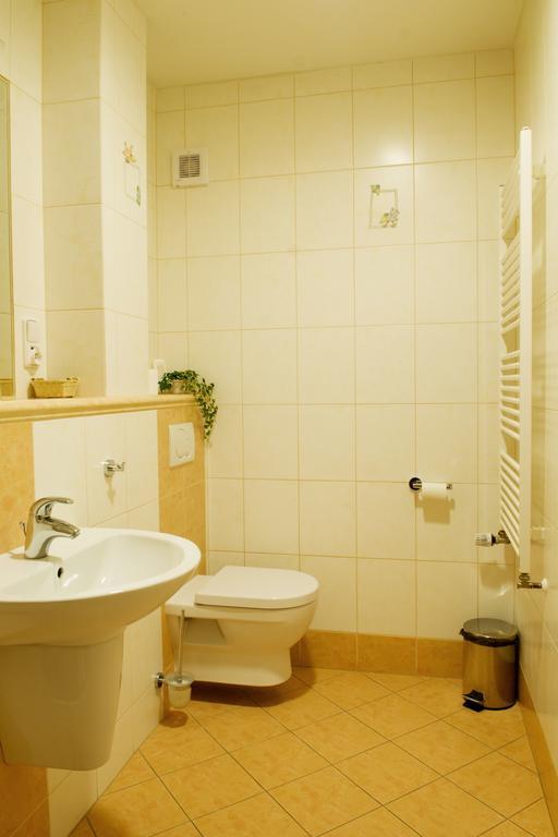 Hotel Bohemia Jičín Chambre photo